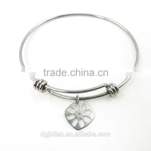 Wholesale Stainless Steel Expandable Wire Bangle With Charm thumbnail-2