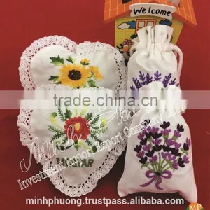 Full Size Cloths Bag With Hand Embroidery Air Fresh Flower Fragrant Bag Sets thumbnail-3