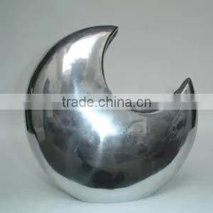 Modern Style Flower Vase thumbnail-1