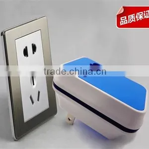 Travel Adapter Power Charger With One Usb Port thumbnail-2