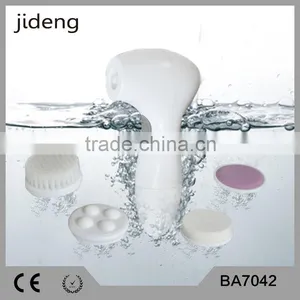 4 In1 Electric Rotary Facial Cleansing Brush With Battery thumbnail-3