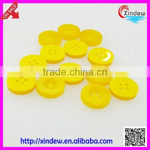 Yellow Plastic Buttons 4-holes Button thumbnail-2