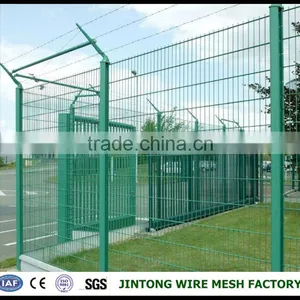 4x4 Galvanized Welded Wire Mesh Fence for Boundary Wall thumbnail-1