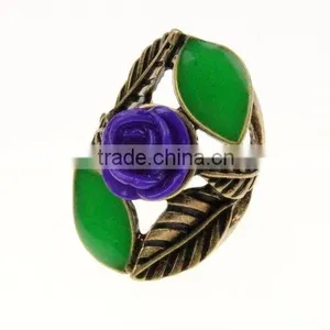 Plastic Flower Rings thumbnail-1