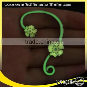 Flower Shaped Glow in the Dark Stud Alloy Earring thumbnail-2