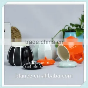 Pumpkin Coffee Mug in Squash Shape Ceramic Farm Like thumbnail-2