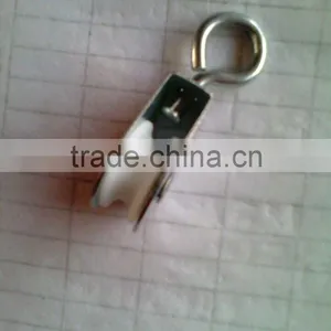 7/8" Swivel Nylon Rope Pulley thumbnail-3