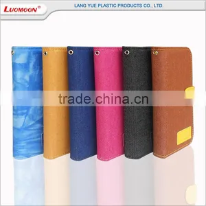 Denim Style With Skateboard 5 Inch Universal Mobile Phone Case thumbnail-6