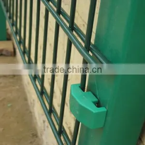 Pre-twin 868 Twin Wire Welded Grille Panel Price Rigid Mesh Fence thumbnail-3