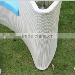 Quality White PE Rattan Outdoor Sofa Set for Wedding Party Events LQ-A613 thumbnail-3