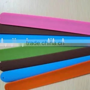 2016 High Quality Silicone Bracelet thumbnail-2