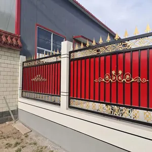 Zinc Steel Guardrail With 3-Fold Anti-Corrosion Zinc Coating 92 G/m² 4m Length for Highway and Parking Lot thumbnail-1