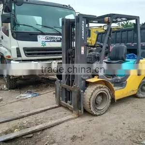 Used Komatsu Forklift FD30T-16 With Good Condition thumbnail-2