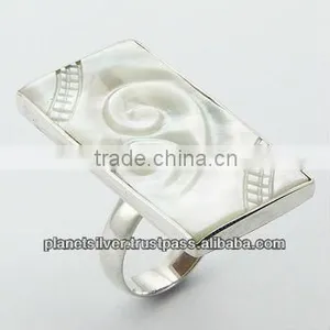 Rectangular Mother Of Pearl Ring Carved & Silver thumbnail-1