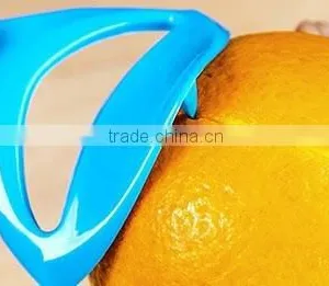 J456 Plastic Orange Peeler/Creative Orange Opener/citrus Peeler thumbnail-3