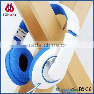 CE Approved Custom Logo Promotional Headphone thumbnail-1