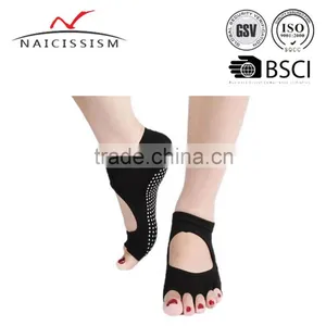 Cheap Anti-slip Toeless Yoga Socks thumbnail-5