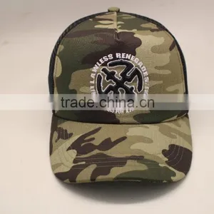 Custom Snapback Trucker Hats and Caps/wholesale Embroidered Camo Mesh 5 Panel Hat thumbnail-2