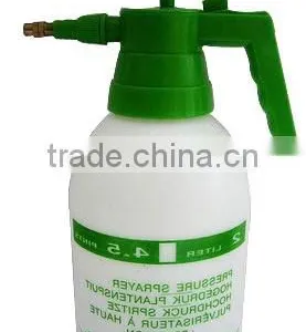 2L Pressure Sprayer for Home and Garden thumbnail-1