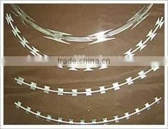 Rozar Iron Barbed Wire thumbnail-1