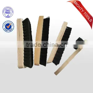 Good Quality Wooden Handle, Horse Hair Shoe Brush (IB510044) thumbnail-1