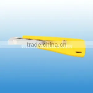 Easy Cut Auto-retractable Utility Knife UK106 thumbnail-1