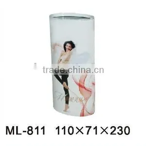 Tin Box for Silk Stocking thumbnail-1