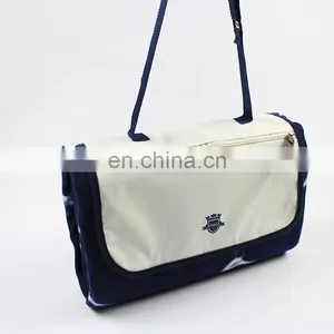 High Quality Outdoor Portable Moving Waterproof Picknick Blanket thumbnail-5