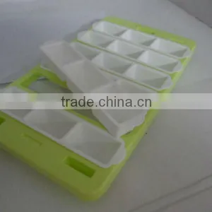 18 Lattices Plastic PP Ice Cube Mold thumbnail-1
