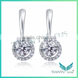 Wholesale White Moissanite Stud Earrings the Difference Between Moissanite and Diamond Moissanite Earrings thumbnail-1