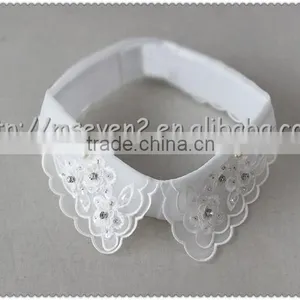 Customized White Organza Flower Embroidery Necklace, Crystal Rhinestone With Sequins Beaded Elegant Collars thumbnail-4