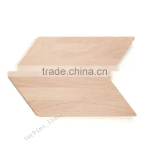 WOODEN CHOPPING BOARD thumbnail-1