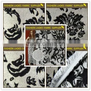 New Arrival Slub Jacquard Knitted Fabric Italian Jacquard Weaving Machine Chenille Jacquard Curtain Fabric thumbnail-1