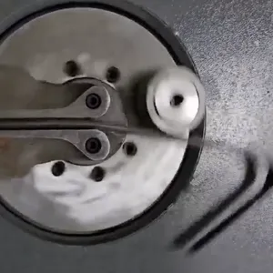 Vollautomatische Stahlbewehrungsbiegemaschine Horizontale Biegemaschine für den Baugewerbegebrauch thumbnail-5
