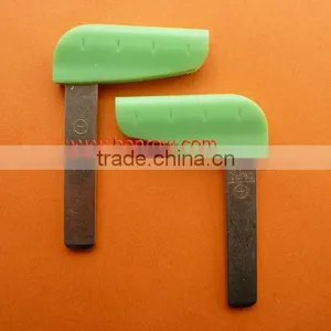 Hot Sale Products-- Renault Laguna 2 & 3 Button Remote Key Blade thumbnail-1
