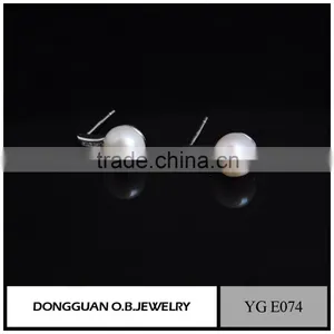 Jewelry Fashion Stud Pearl Earring for Women, Simple Designer Silver Earrings thumbnail-6