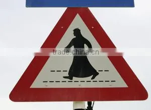 Solar Powered Customized Pedestrian Pavement Traffic Sign for Arab Countries thumbnail-2