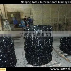 Excavator & Bulldozer Undercarriage Spare Parts Track Chain/Track Link Assembly for Daewoo/Hitachi/Volvo thumbnail-1
