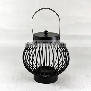 Metal Wire Frame Lantern thumbnail-1