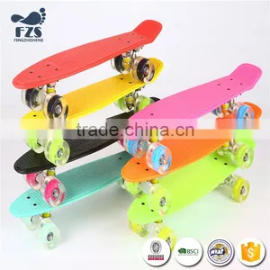 HSJ212 Custom Hot Selling Plastic PP Skateboard thumbnail-1