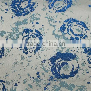 Nice Pattern Jacquard Dress Fabric thumbnail-4