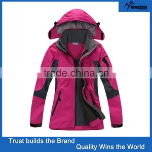 Good Quality Windproof and Coldproof Winter Coat for Women thumbnail-2