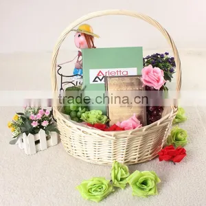 Hot Sale Universal Large White Wicker Handmade Round Hamper With Handle Flowers Fruits Bread Picnic Gift Storage Basket thumbnail-1