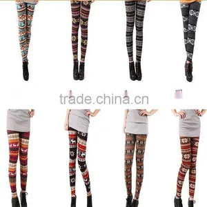 Red Black Nordic Leggings Snow Flake Deer Print Fleece Winter Christmas Girl Leggings thumbnail-3