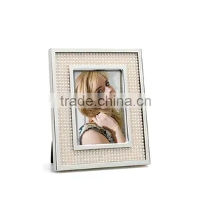 2015 Hot Design Desktop Rectangle Shaped 10 Inch Pearl Photo Frame for Wedding thumbnail-1