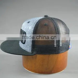 Custom 6-panel Snapback Cap With 3D Embroidery Logo thumbnail-3