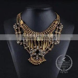 High Quality Crystal Chunky Statement Necklace Tin Alloy Fashion Women Pendant Necklace 6390077 thumbnail-2
