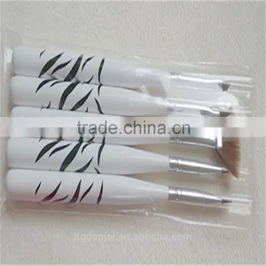 Top Quality 5pcs White Nail Polish Brush Wholesale thumbnail-4