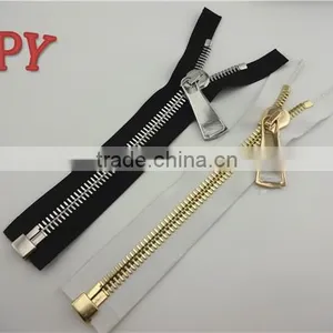 Large Teeth Metal Zipper for Sale thumbnail-2