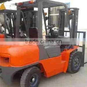 Forklift 3 Ton, Diesel Engine, Tyre 28X9-15/6.5-10, Lifting Height 3m, Fork 1070mm thumbnail-3